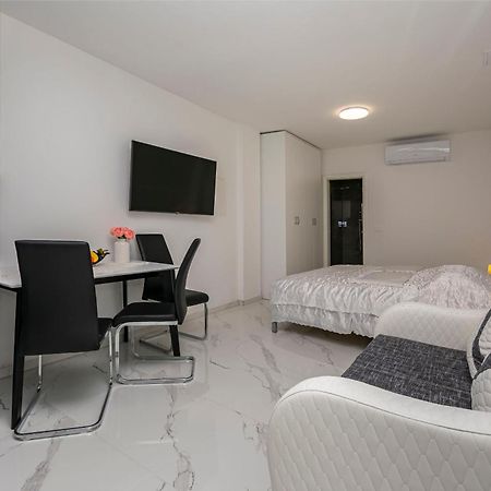 Apartment Ivano Dugi Rat Esterno foto